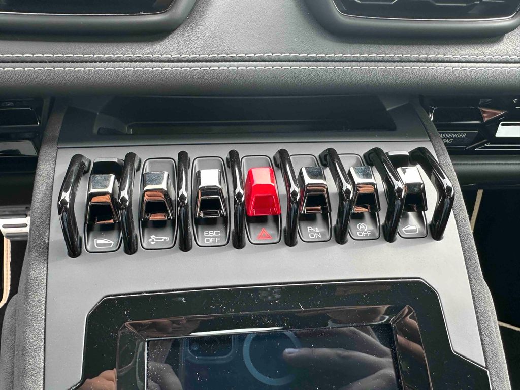 Lamborghini Huracán 2024