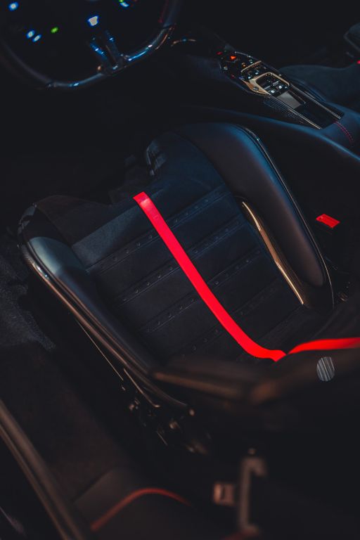 Ferrari 296 GTB 2024