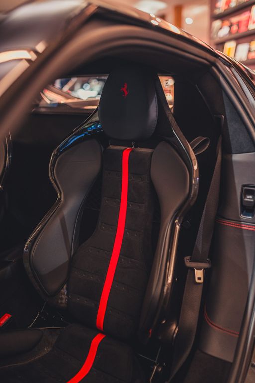 Ferrari 296 GTB 2024