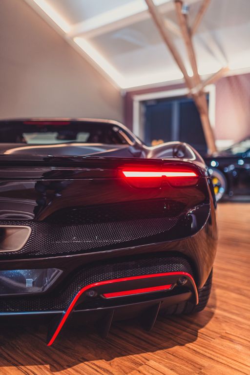 Ferrari 296 GTB 2024