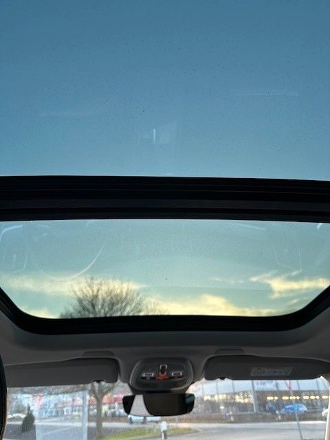 Volvo XC60 2025