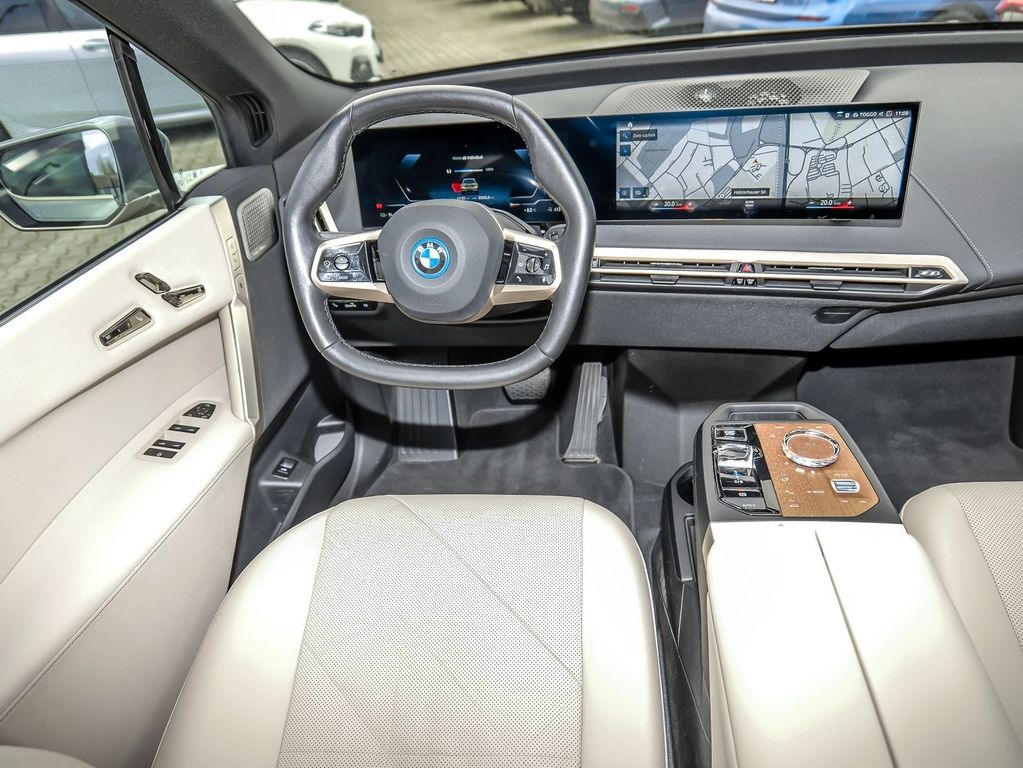 BMW iX 2022