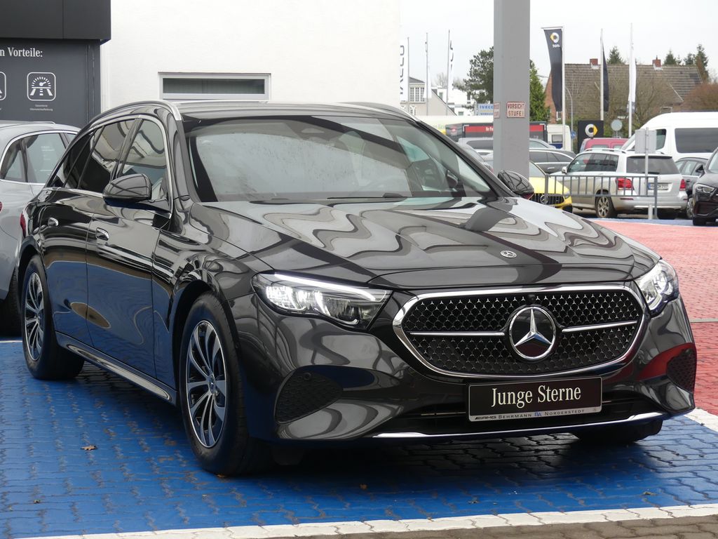 Mercedes-Benz E 220 2025