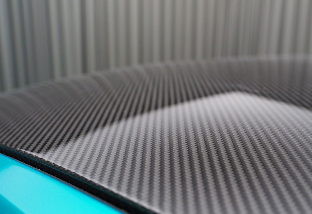 Aston Martin V8 Vantage 2024