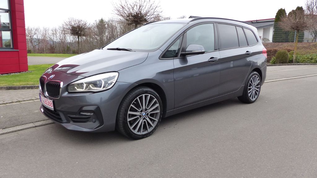 BMW 218 2021