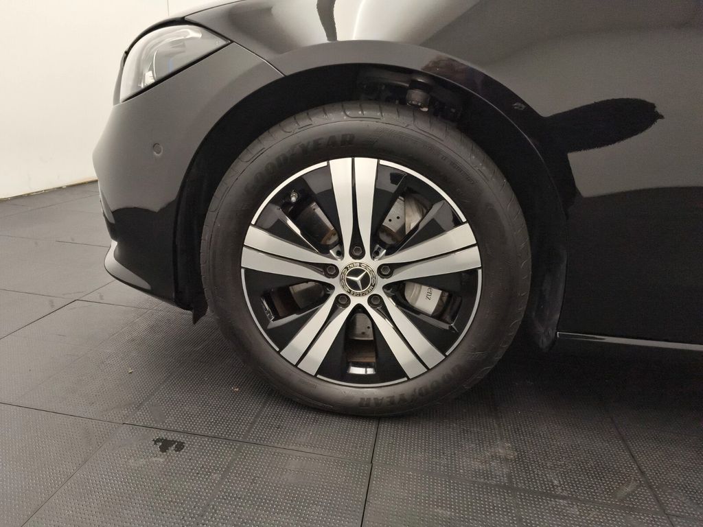 Mercedes-Benz C 300 2024