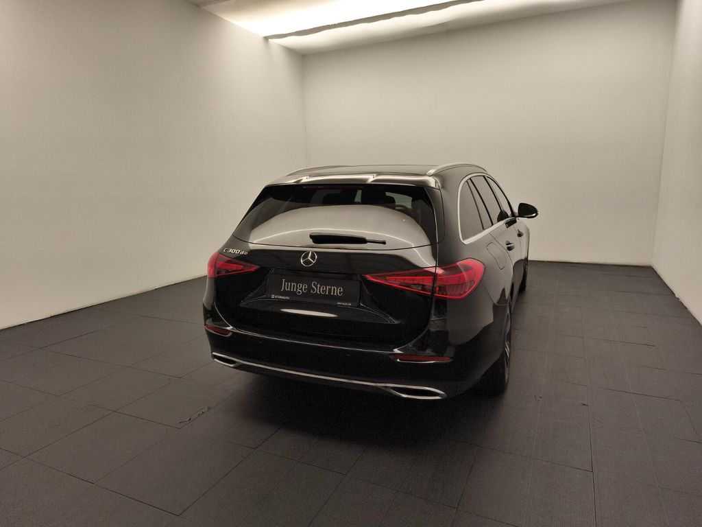 Mercedes-Benz C 300 2024