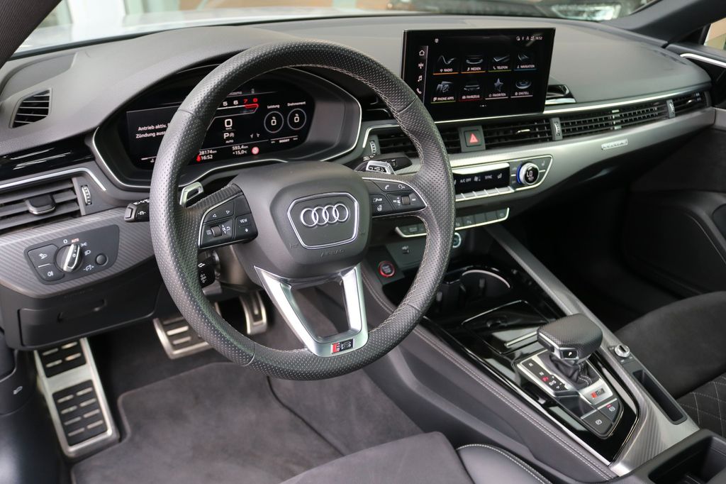 Audi RS5 2024