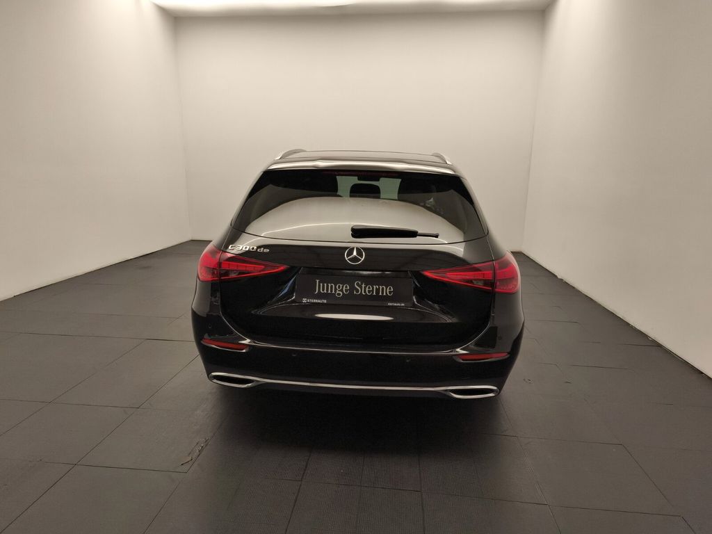 Mercedes-Benz C 300 2024