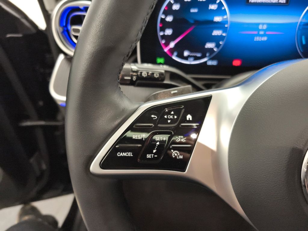 Mercedes-Benz C 300 2024