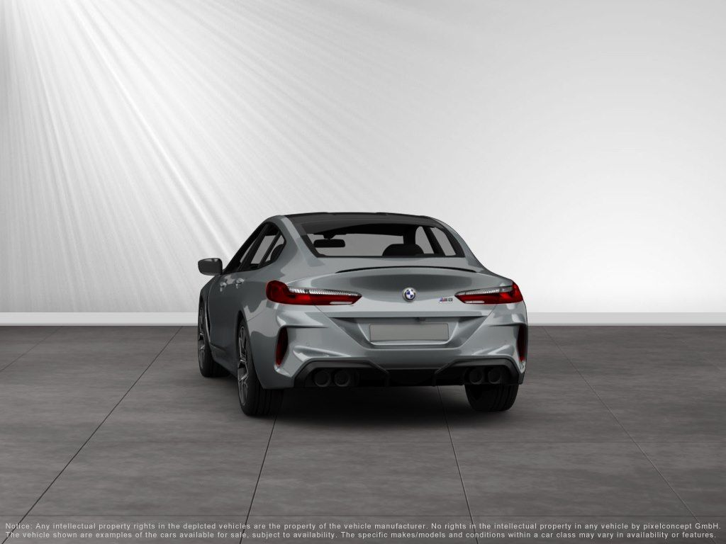BMW M8 2025