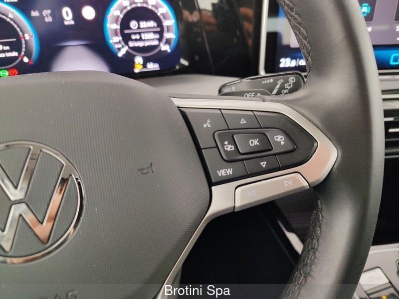 Volkswagen Golf 2025