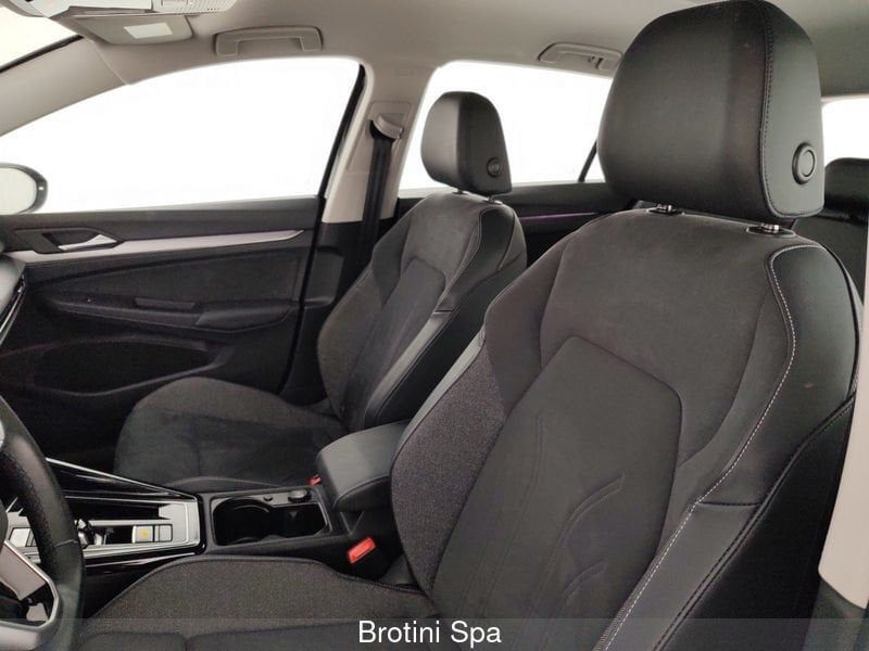 Volkswagen Golf 2025