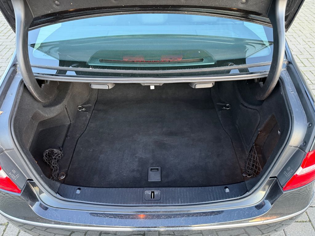 Mercedes-Benz E 200 2011