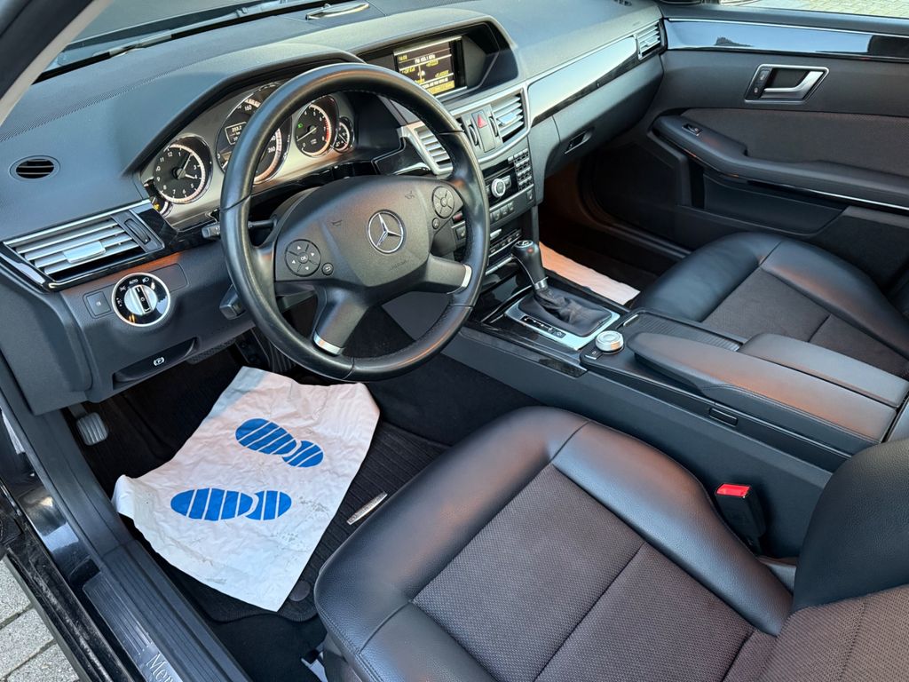Mercedes-Benz E 200 2011