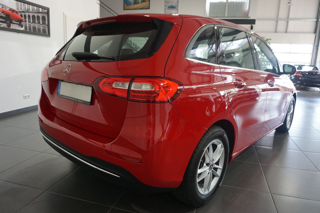 Mercedes-Benz B 180 2019