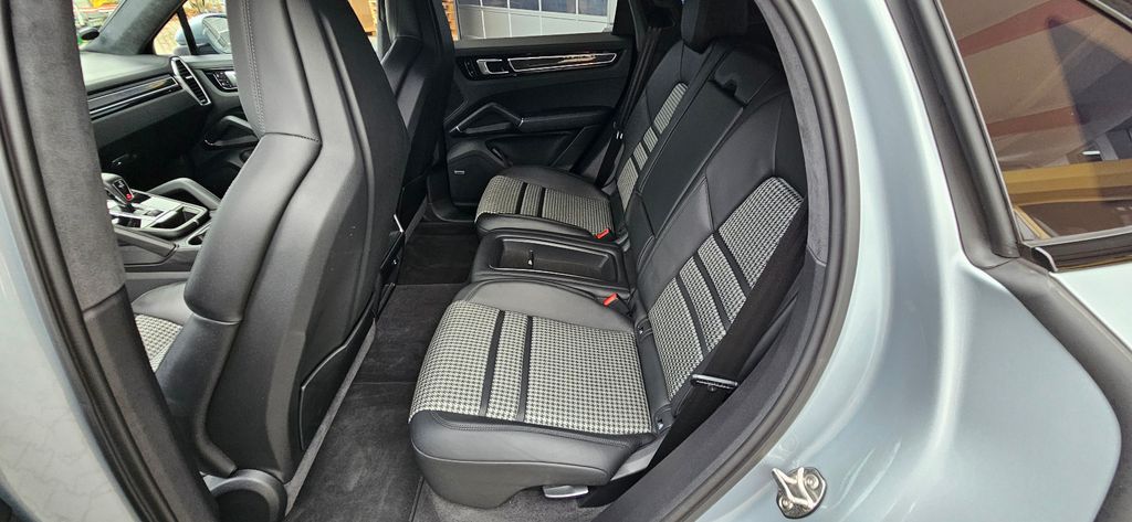 Porsche Cayenne 2019