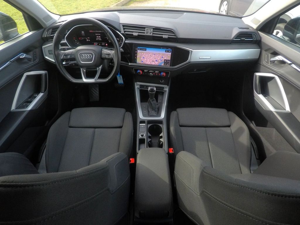 Audi Q3 2021