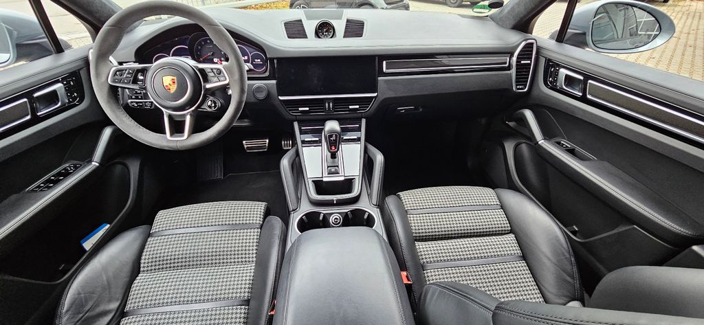 Porsche Cayenne 2019