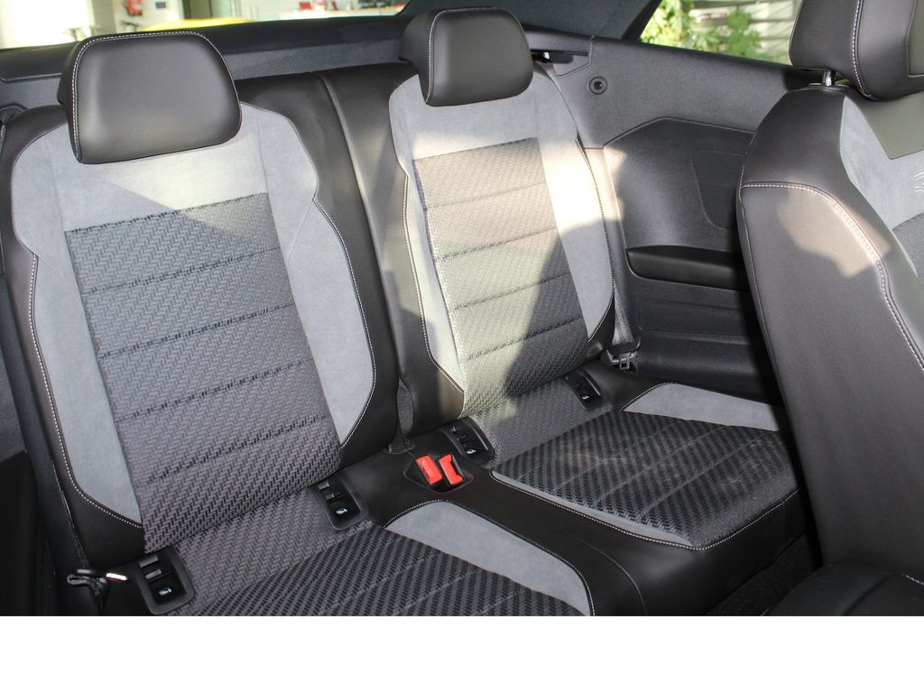 Volkswagen T-Roc 2024