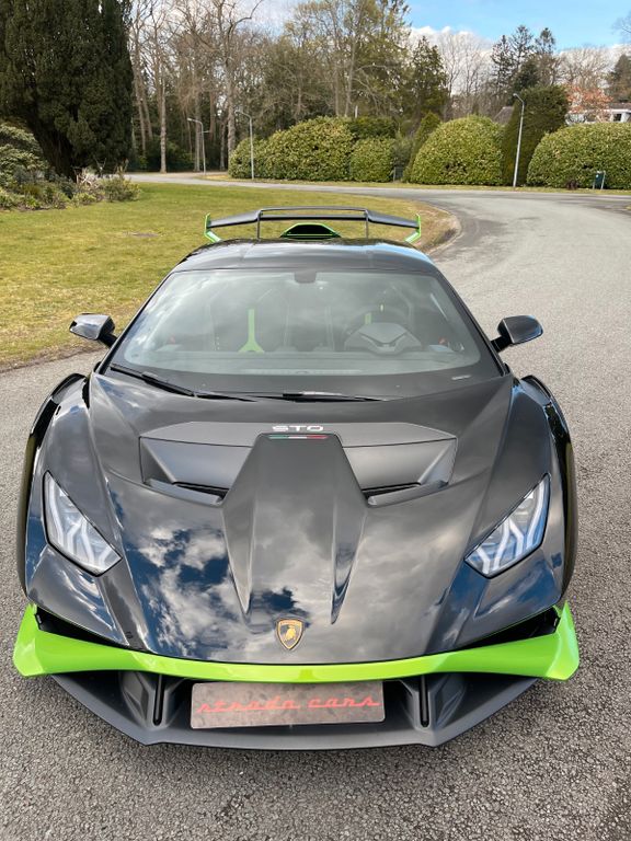 Lamborghini Huracán 2024