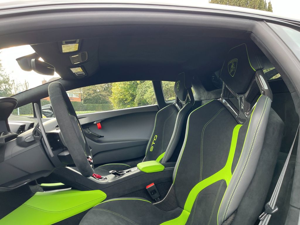 Lamborghini Huracán 2024