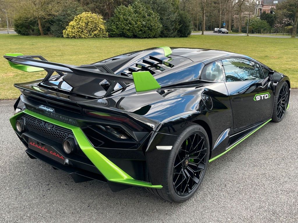 Lamborghini Huracán 2024