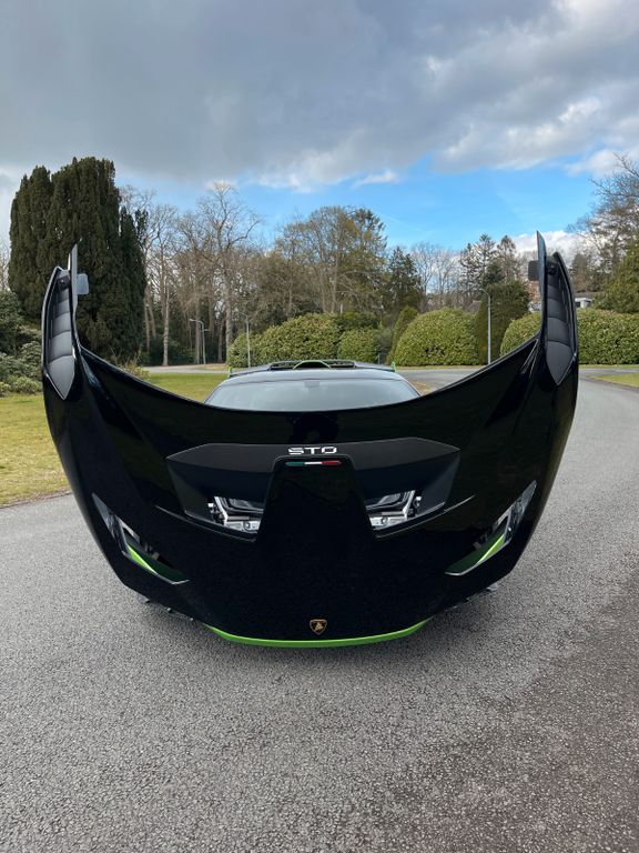 Lamborghini Huracán 2024