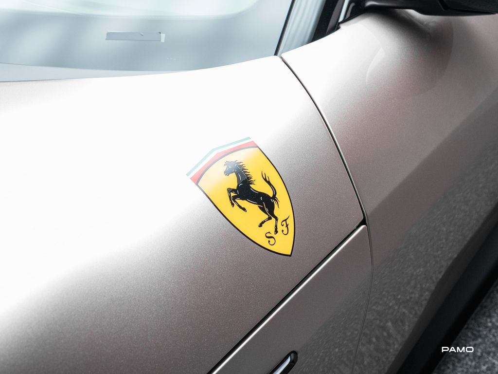 Ferrari 12Cilindri 2025