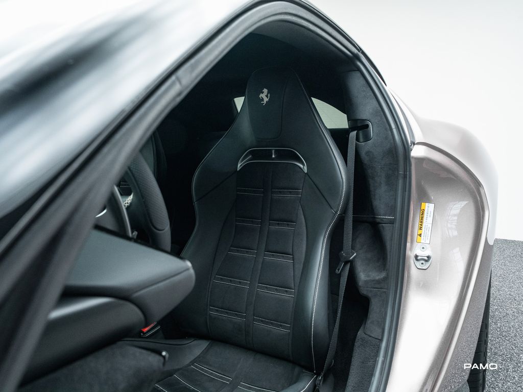 Ferrari 12Cilindri 2025