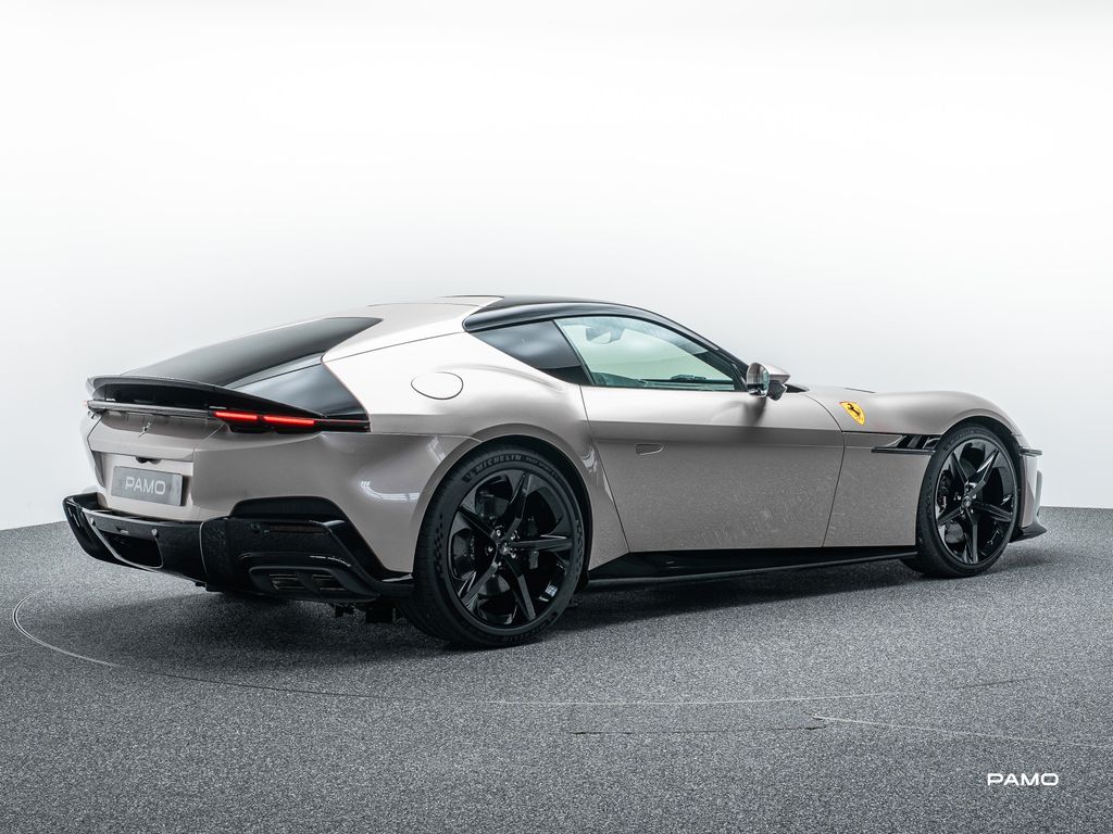 Ferrari 12Cilindri 2025