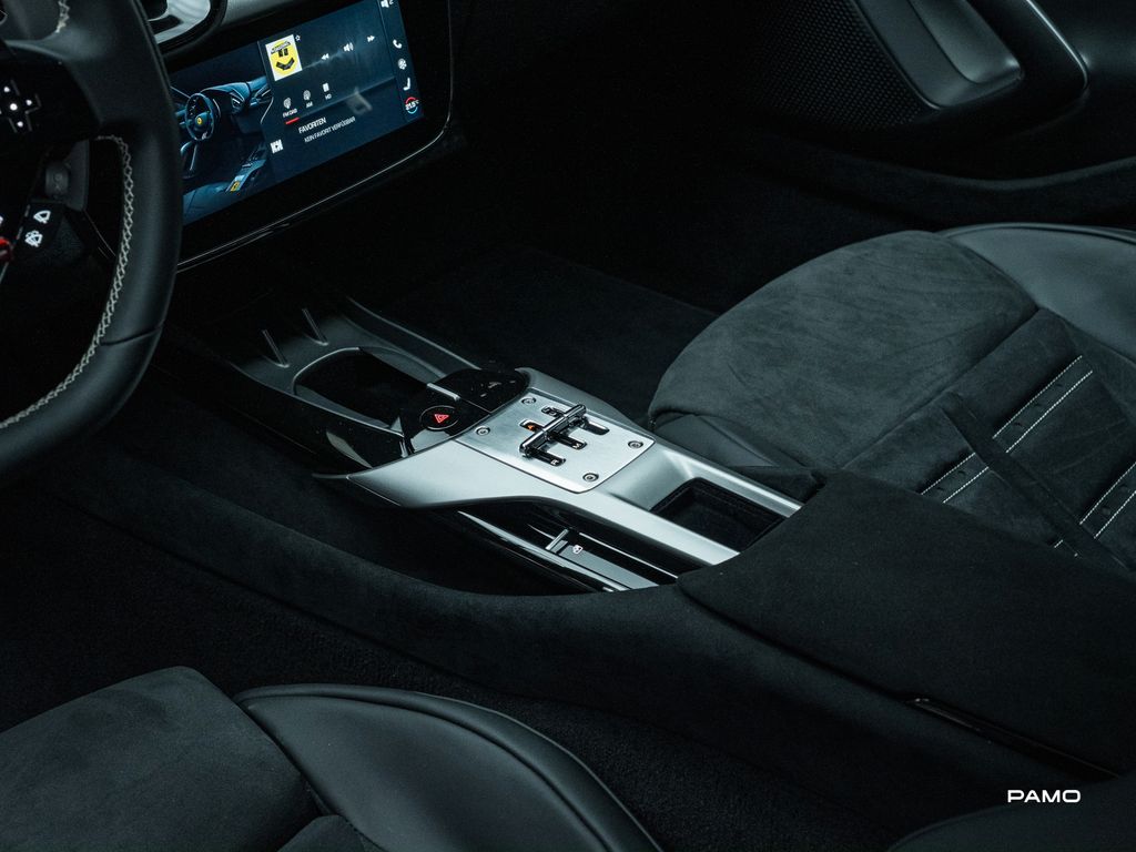 Ferrari 12Cilindri 2025