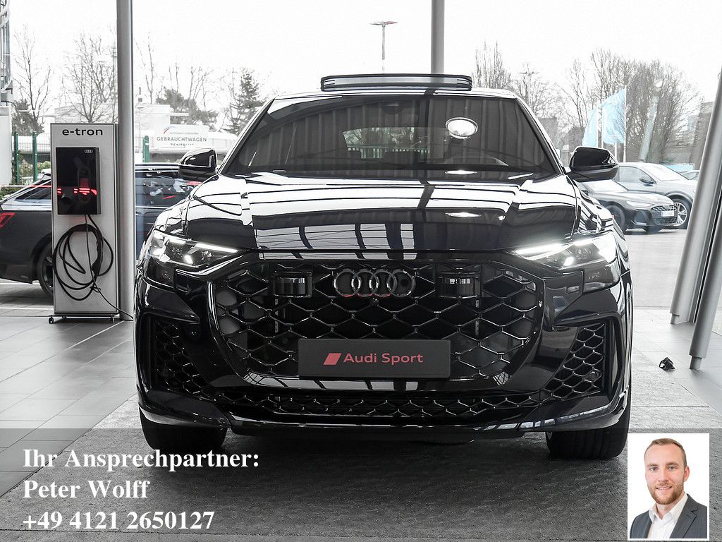 Audi RSQ8