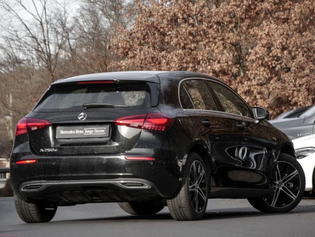 Mercedes-Benz A 250 2025