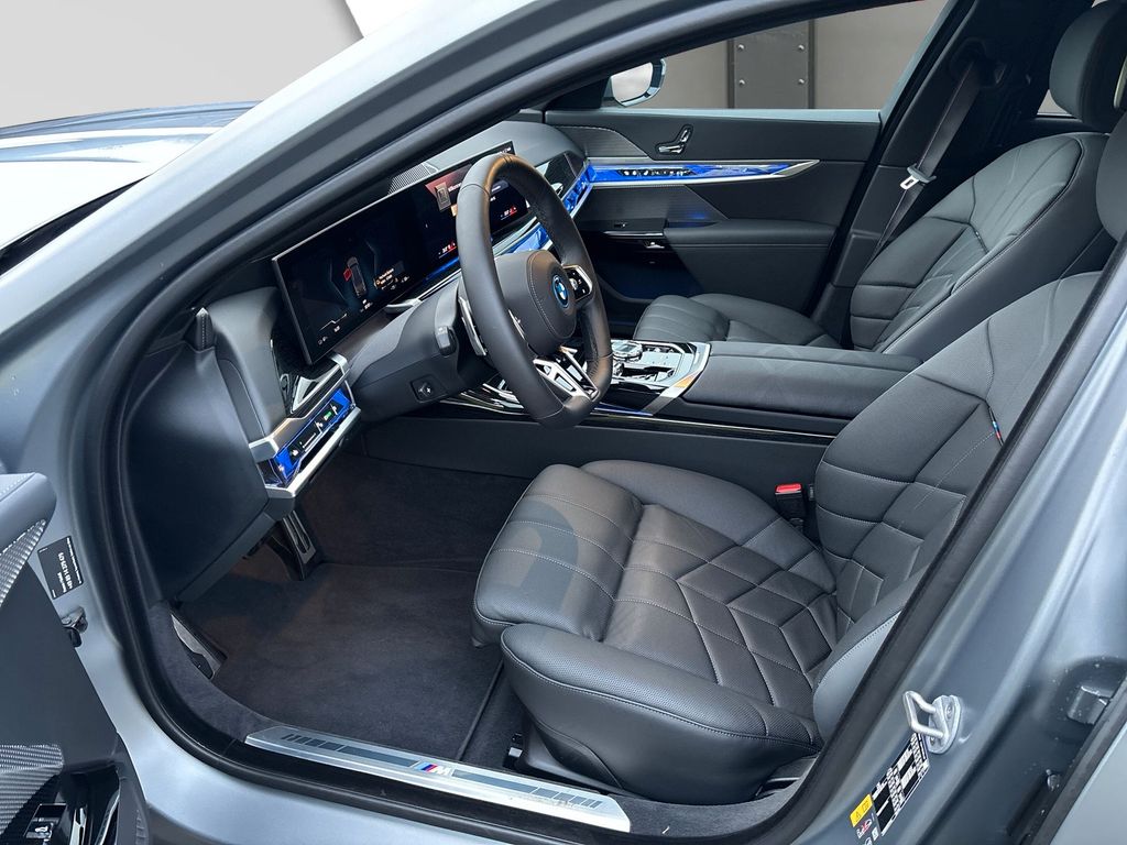 BMW i7 2023