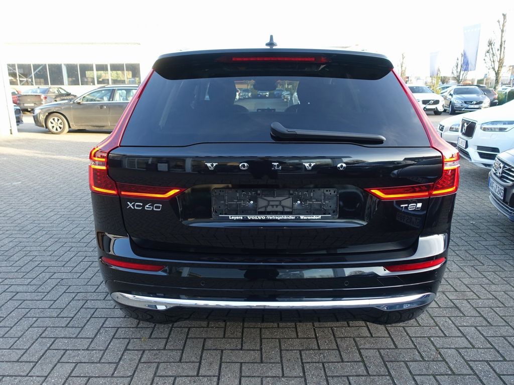 Volvo XC60 2025