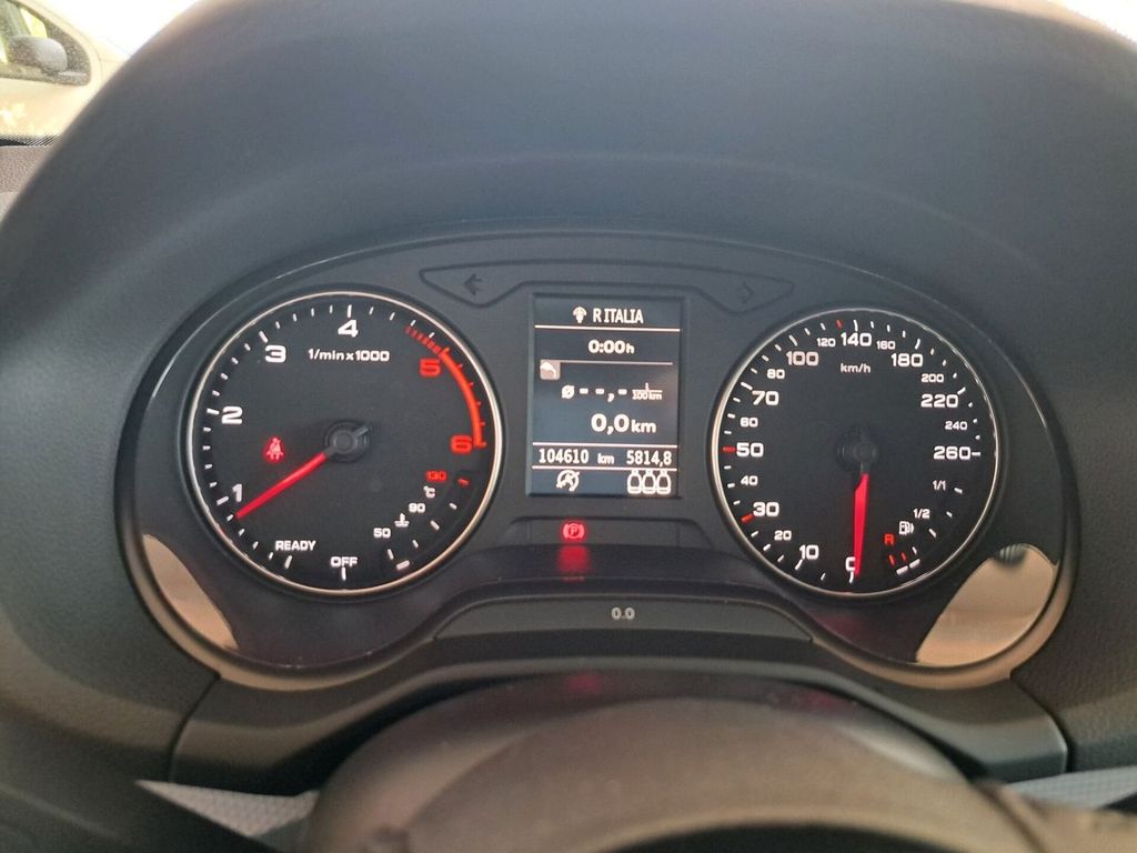 Audi Q2 2016