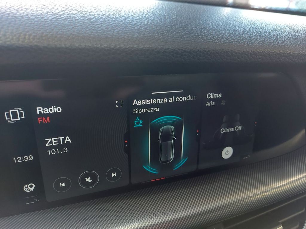 Alfa Romeo Stelvio 2021