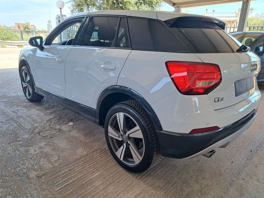 Audi Q2 2016