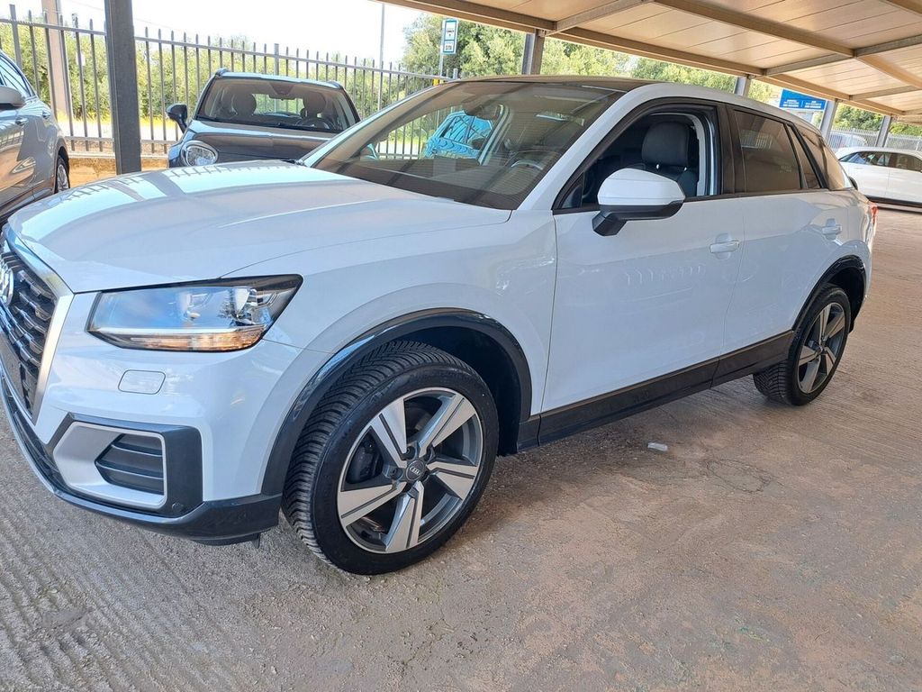 Audi Q2 2016