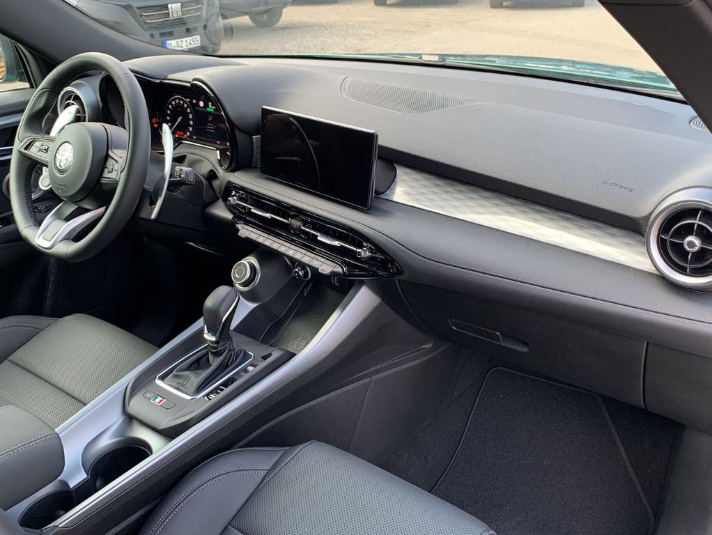 Alfa Romeo Tonale 2023