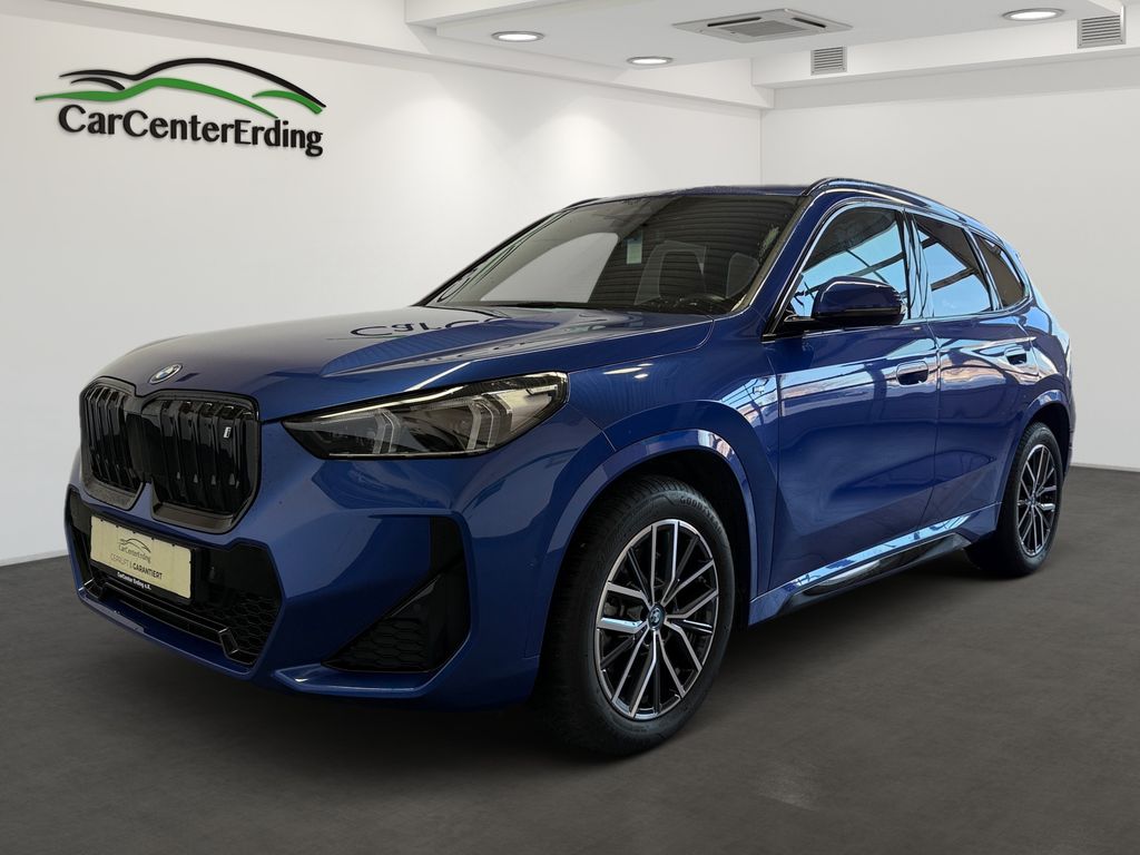BMW iX1 2023