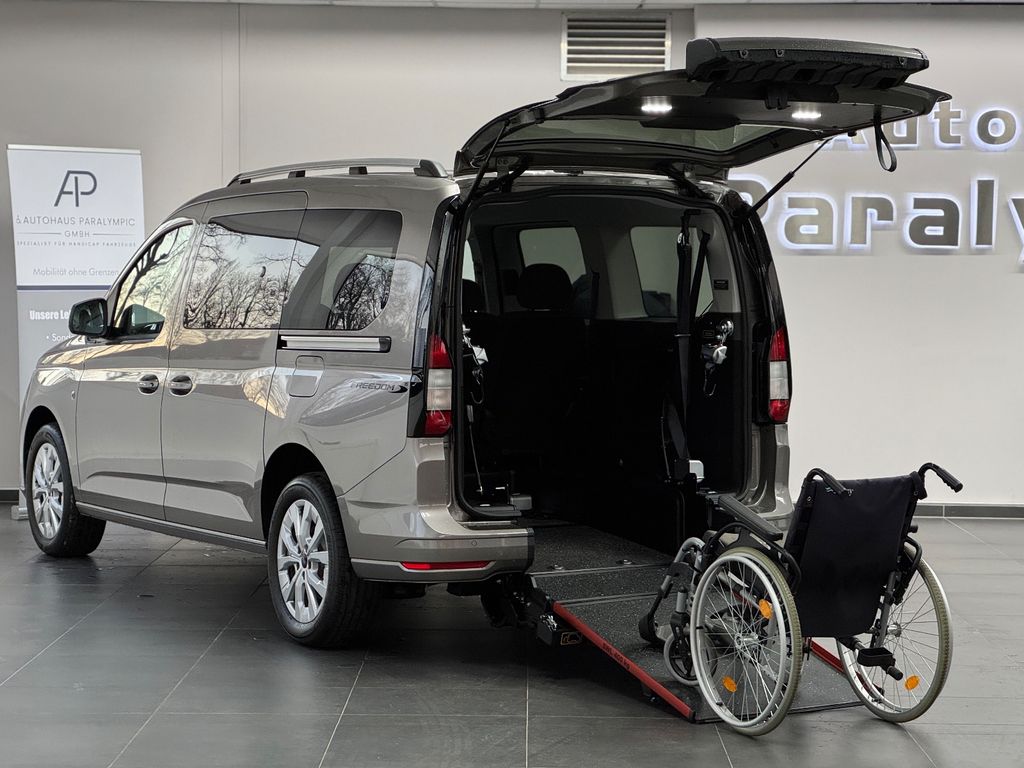 Ford Grand Tourneo
