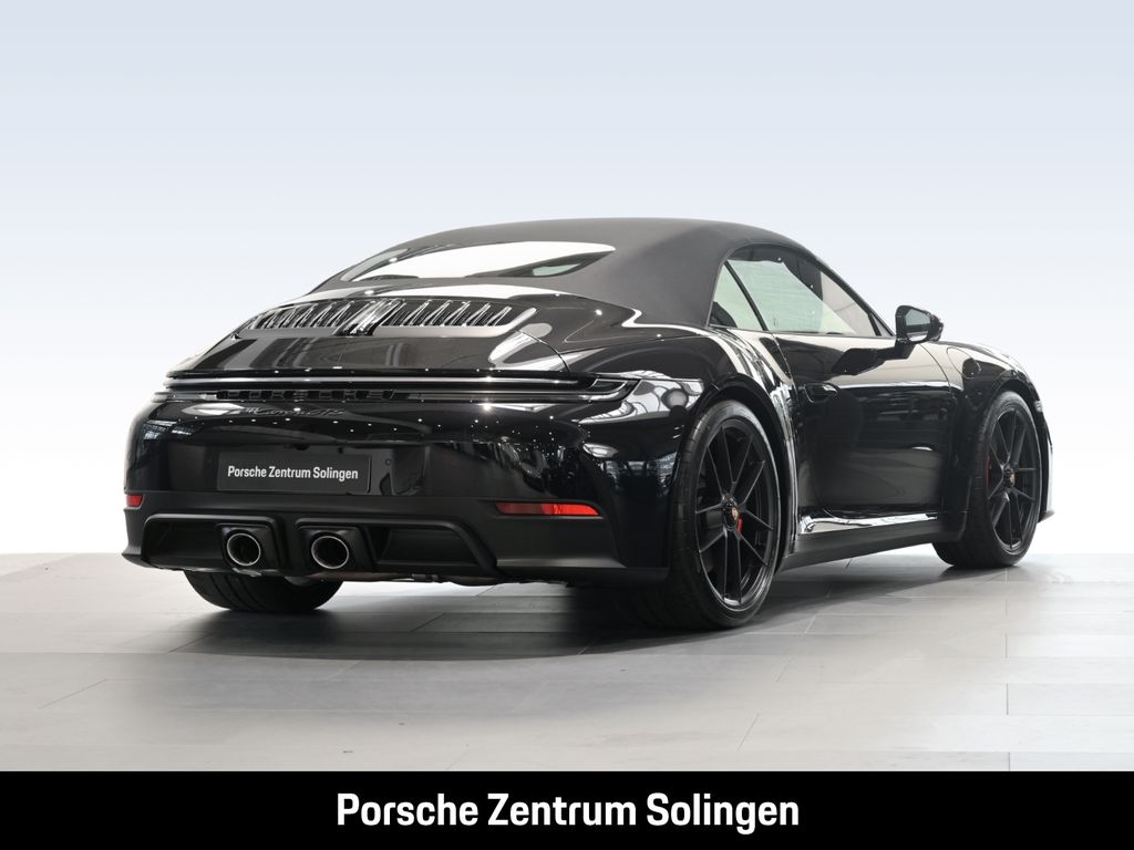 Porsche 992 2025