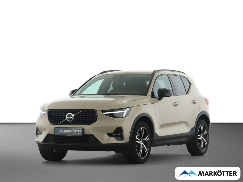 Volvo XC40 2025