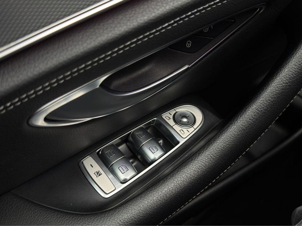 Mercedes-Benz E 220 2020