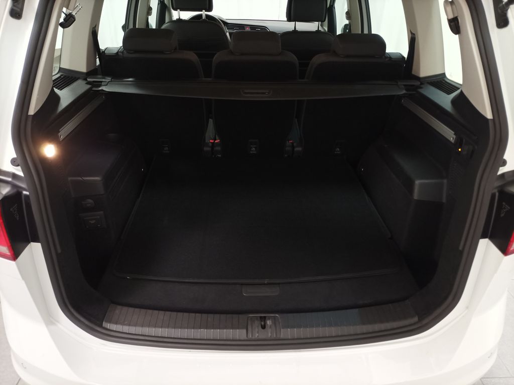 Volkswagen Touran 2023