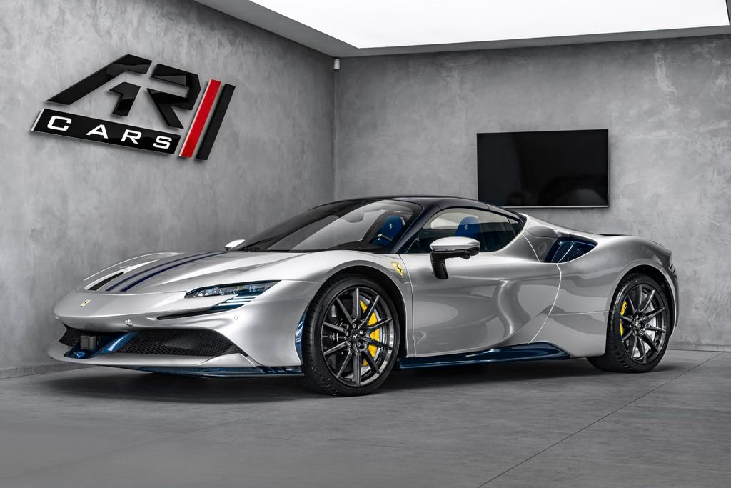 Ferrari SF90 2025