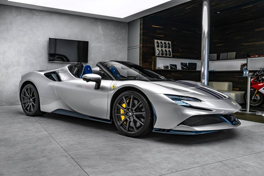 Ferrari SF90 2025
