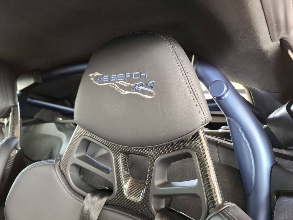 Porsche Cayman 2024